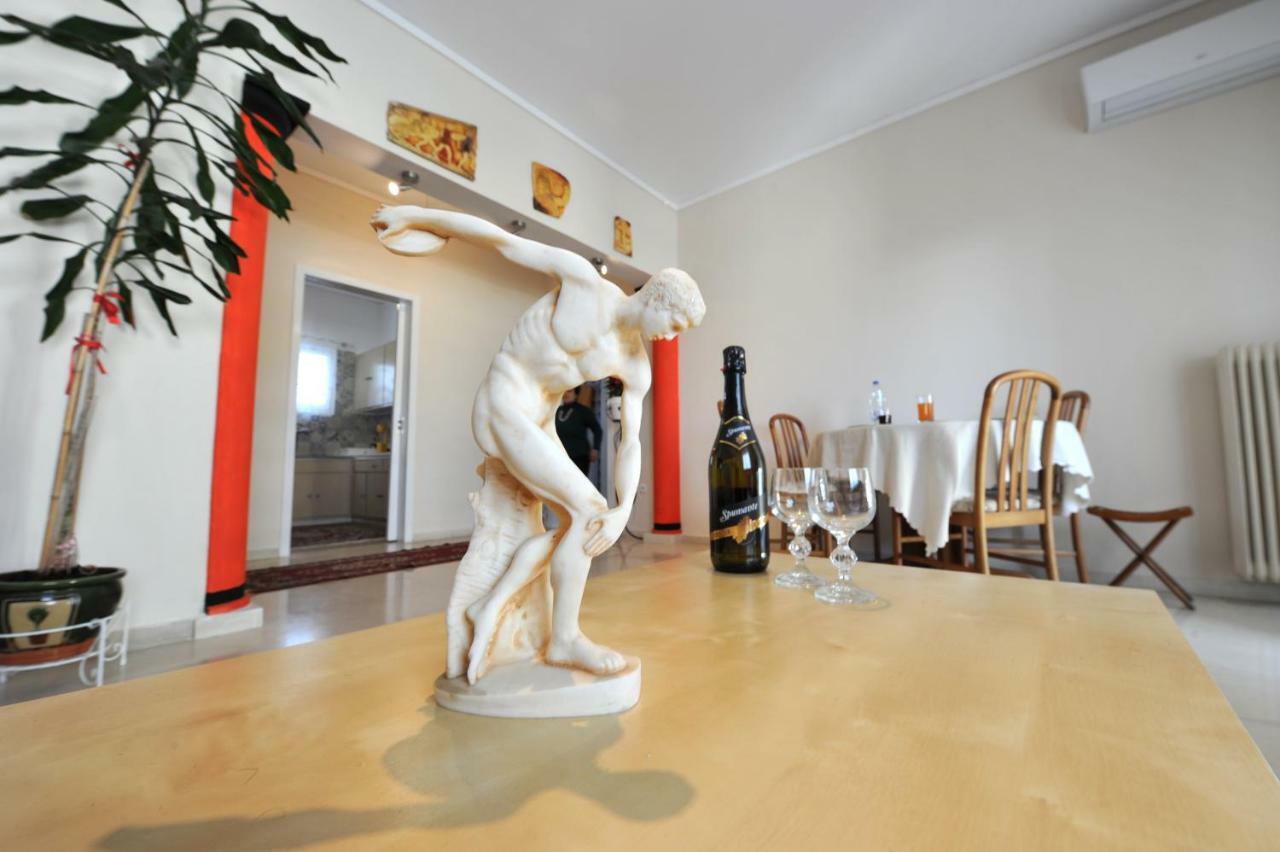 Apartment Near Stavros Niarchos Park & Acropolis Athen Eksteriør billede