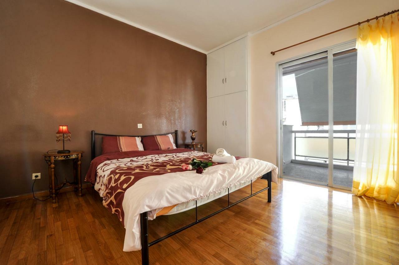 Apartment Near Stavros Niarchos Park & Acropolis Athen Eksteriør billede