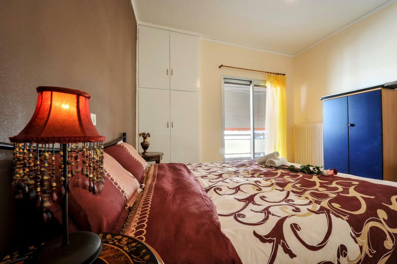 Apartment Near Stavros Niarchos Park & Acropolis Athen Eksteriør billede